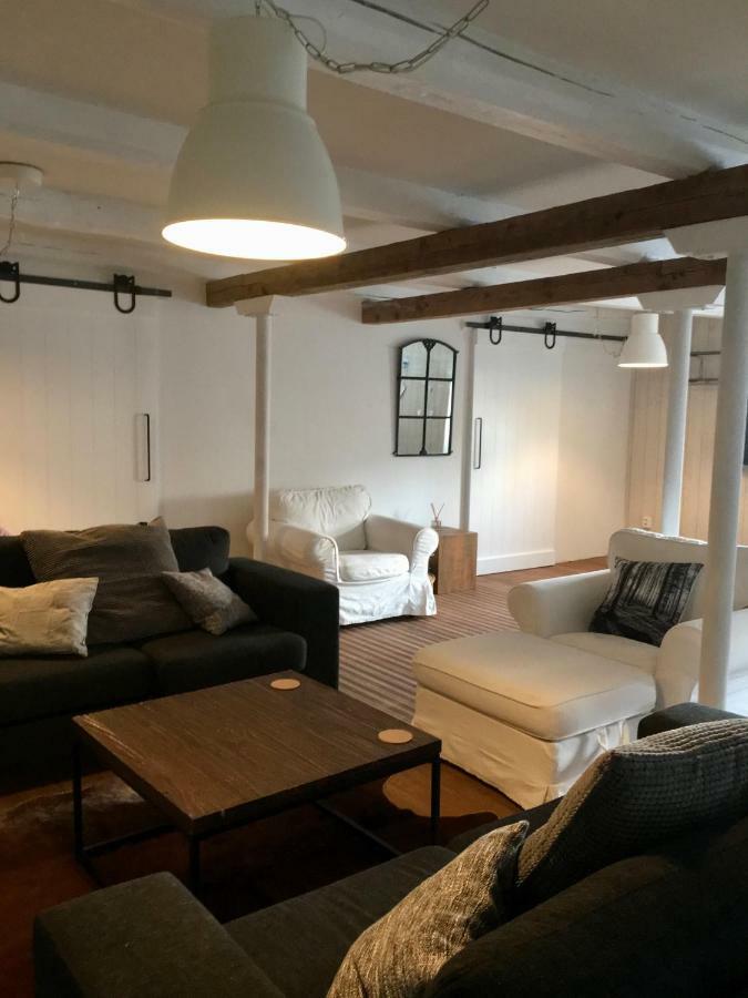 Red Bird Farm Bed and Breakfast Ystad Εξωτερικό φωτογραφία