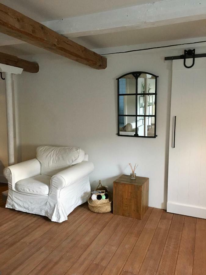 Red Bird Farm Bed and Breakfast Ystad Εξωτερικό φωτογραφία