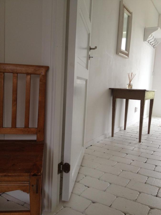 Red Bird Farm Bed and Breakfast Ystad Εξωτερικό φωτογραφία