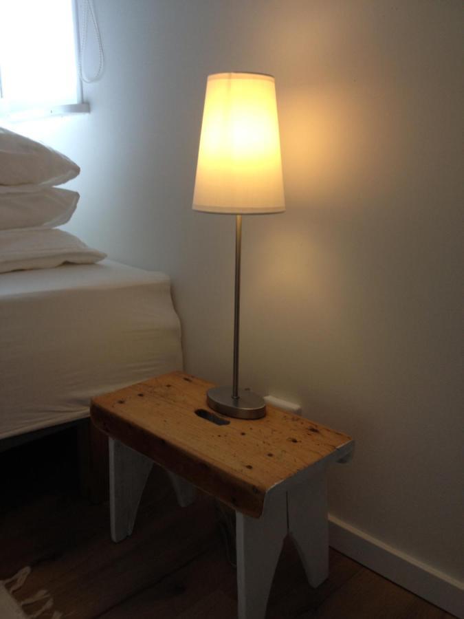 Red Bird Farm Bed and Breakfast Ystad Εξωτερικό φωτογραφία