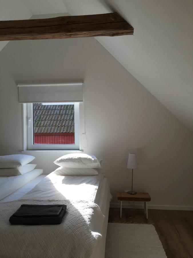Red Bird Farm Bed and Breakfast Ystad Εξωτερικό φωτογραφία